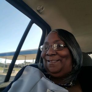 Meet your Posher, Libby